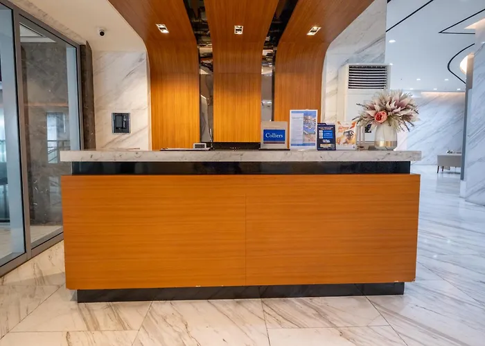 Grand View Tower By Reddoorz *
